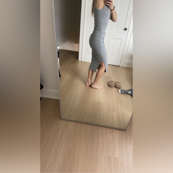 *Never worn* Michael Stars Wren midi dress in Heather grey - Picture 3 of 4